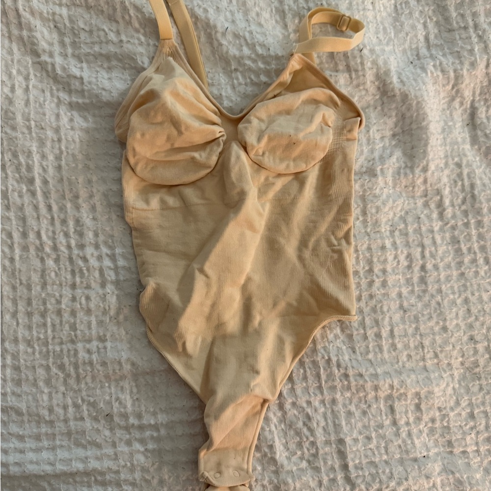 SKIMS Beige Bodysuit